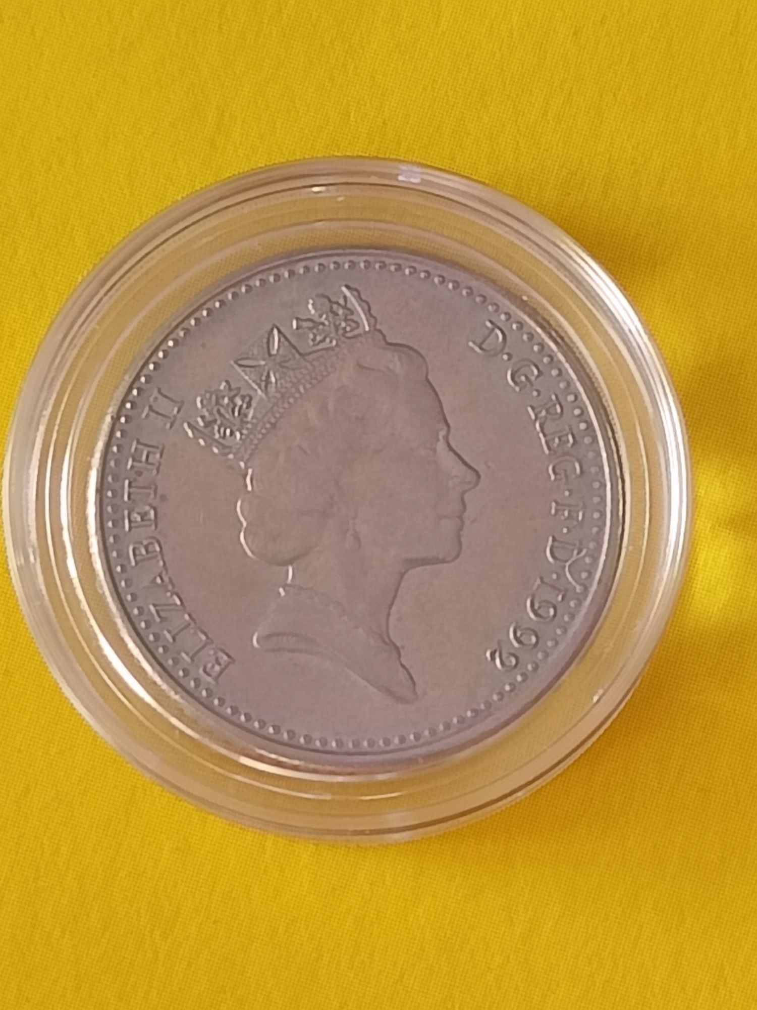 Monety brytyjskie - różne roczniki - kapsle - polecam