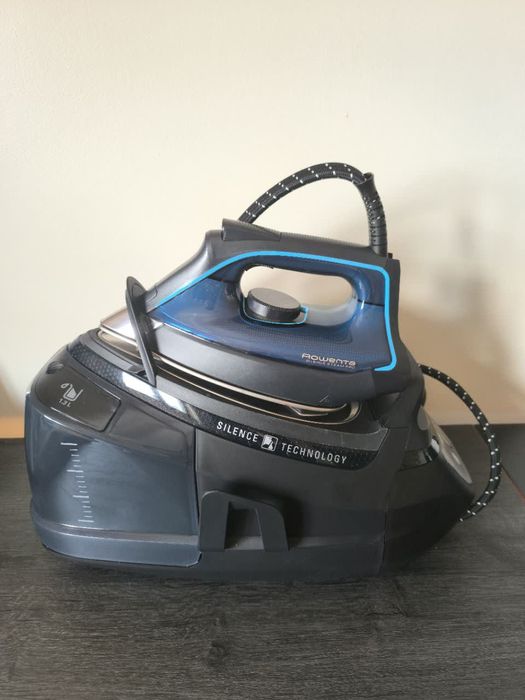 Ferro com Caldeira Rowenta DG9226F0