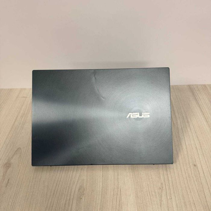 Asus ZenBook Pro Duo 4K OLED Touch i7-11800H 32GB SSD 1TB RTX 3080