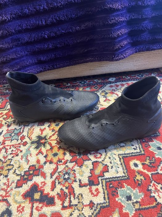 Футбольные бутсы Adidas Predator Laceles FG
