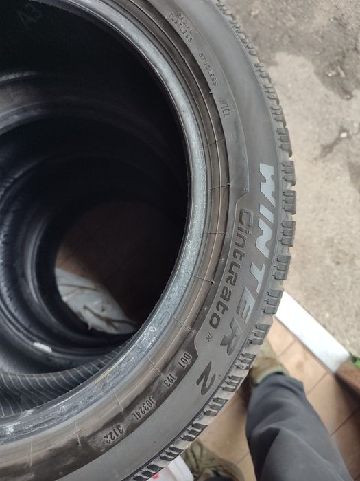 Шини PIRELLl cinturato 215/55 r17.