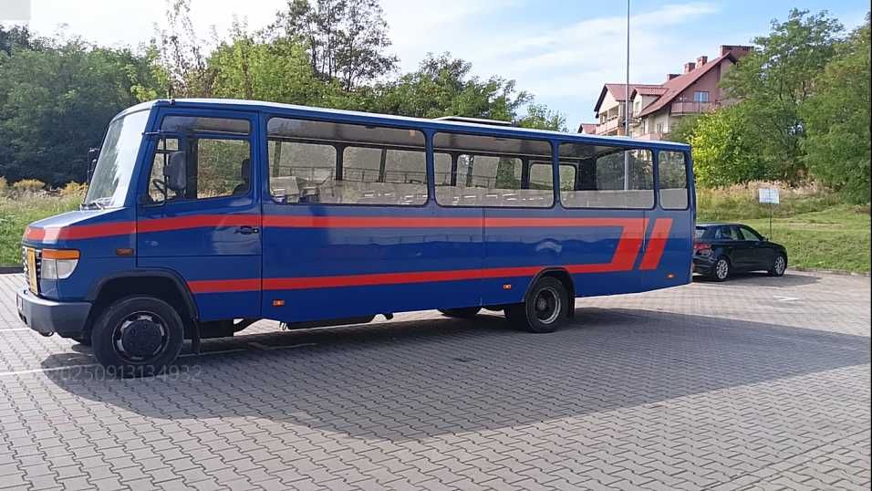 autobus Mercedes VARIO, EURO 5, TYLKO 290 tyś km, 49 miejsc, import BE
