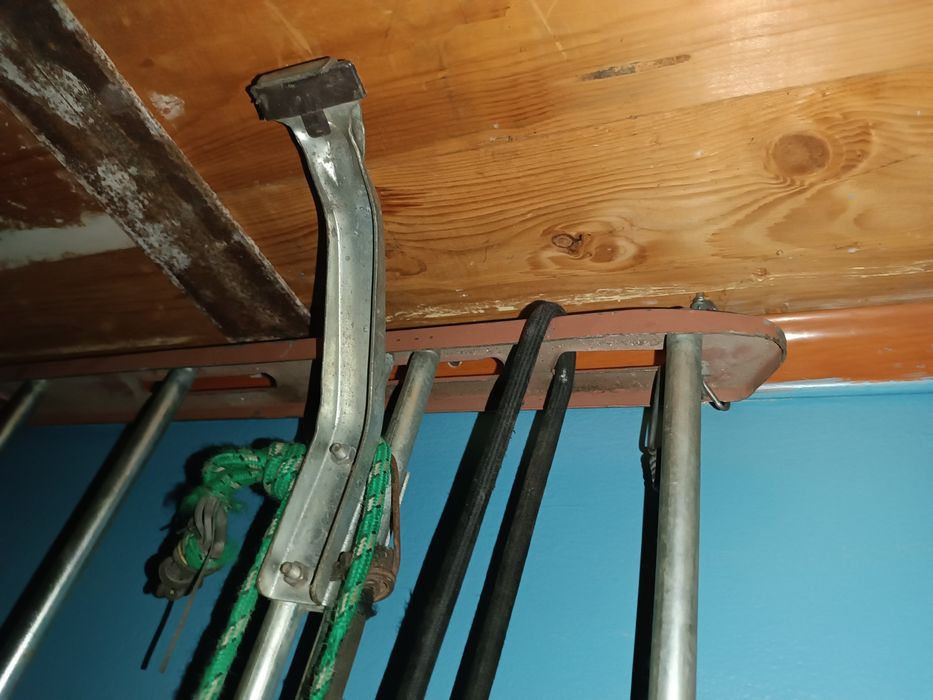 Продам багажник на крышу авто. Подходит на любой ВАЗ.2101-099-13-15..