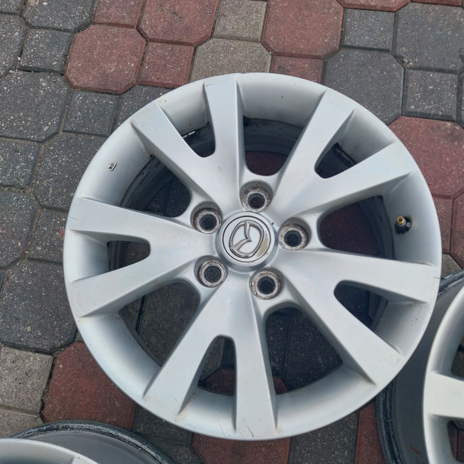 Oryginalne Felgi Aluminiowe Mazda 3 R16 5x114.3 6.5J ET 52.5