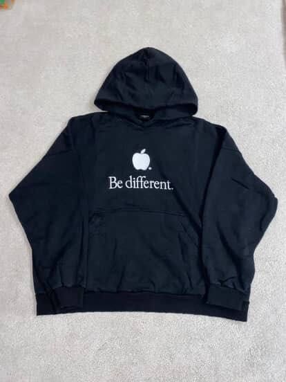 Be different Apple hoodie зуди оригинал