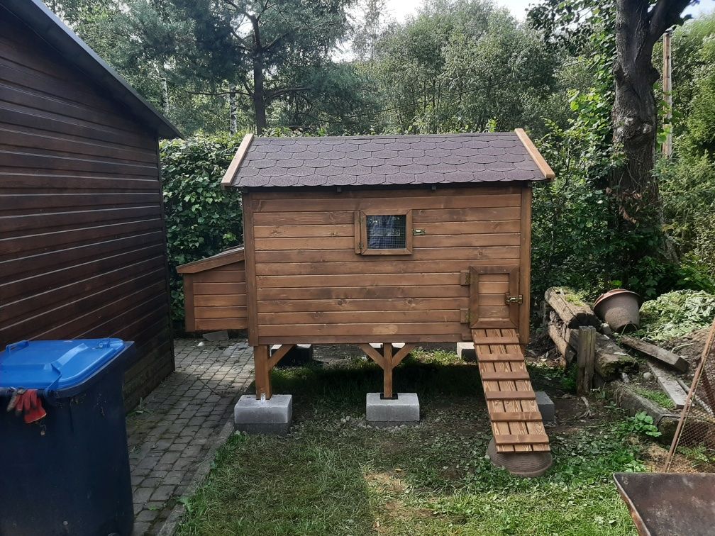 Kurnik dla kur drewniany