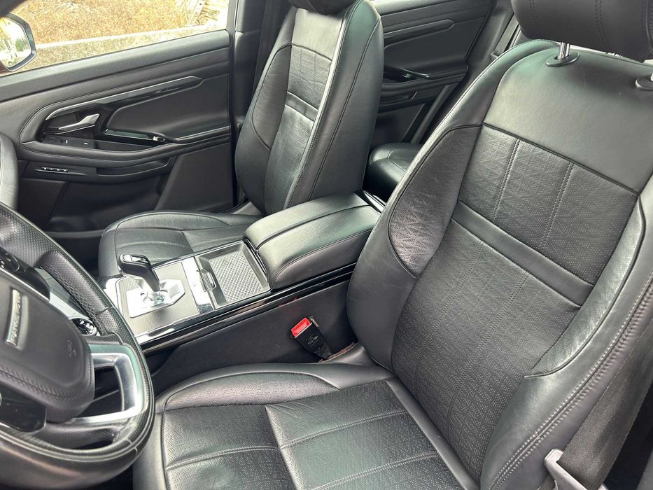 Land Rover Range Rover 
Evoque II D180 HSE R-Dynamic