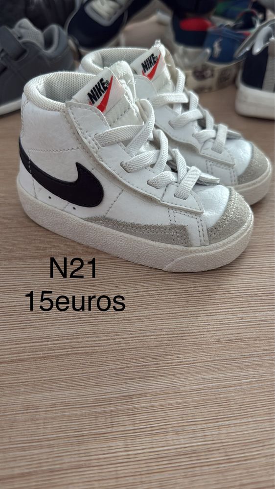 Tenis adidas/nike