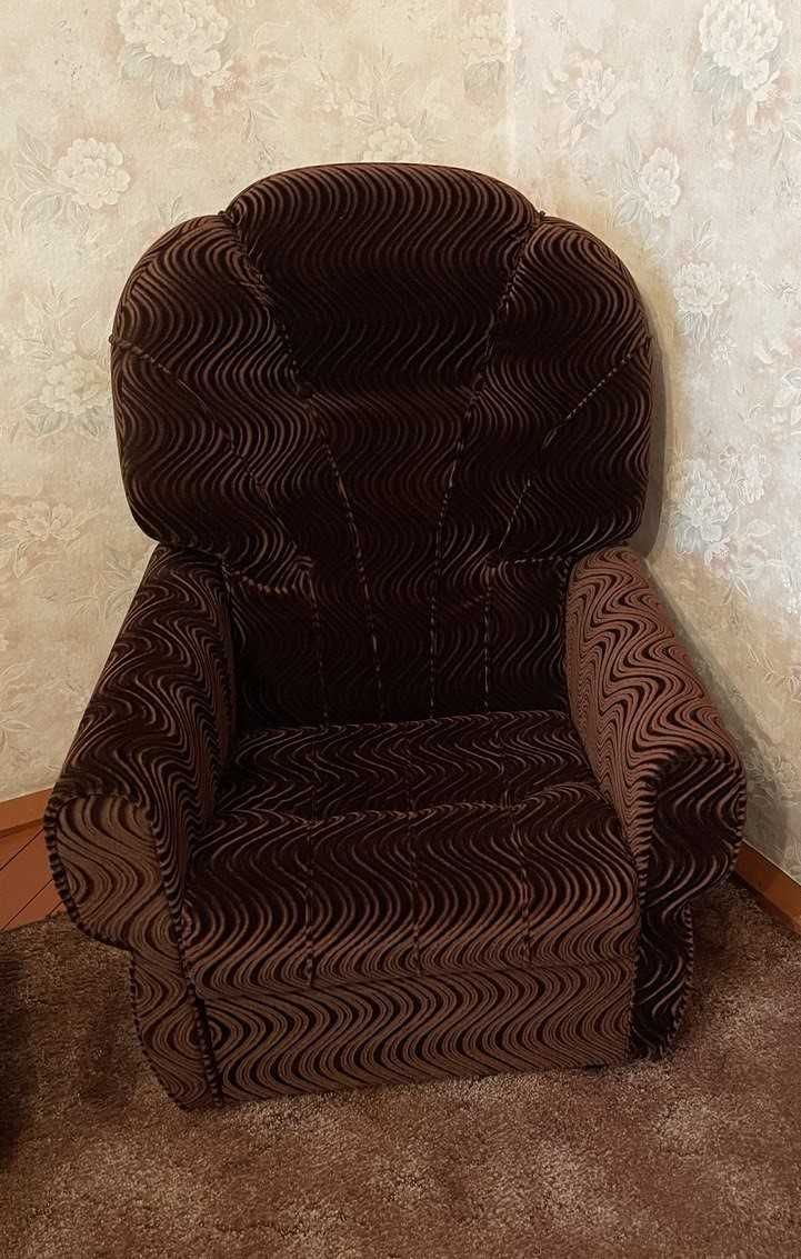 Продається м'який куточок і диван
