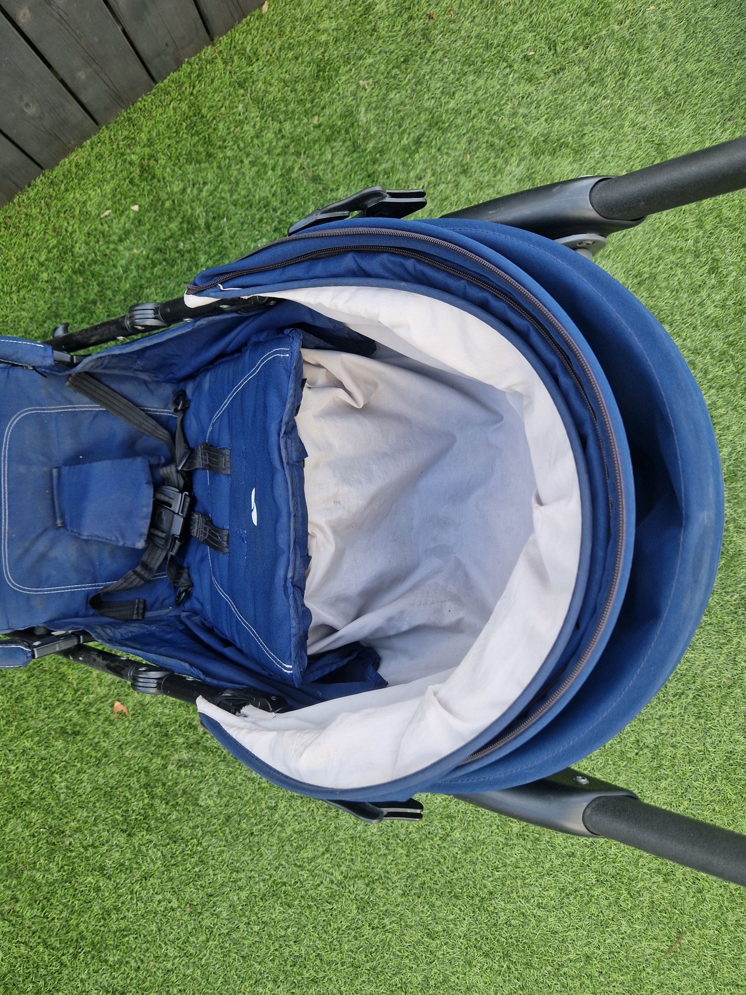 Joie Brisk LX spacerówka parasolka wózek