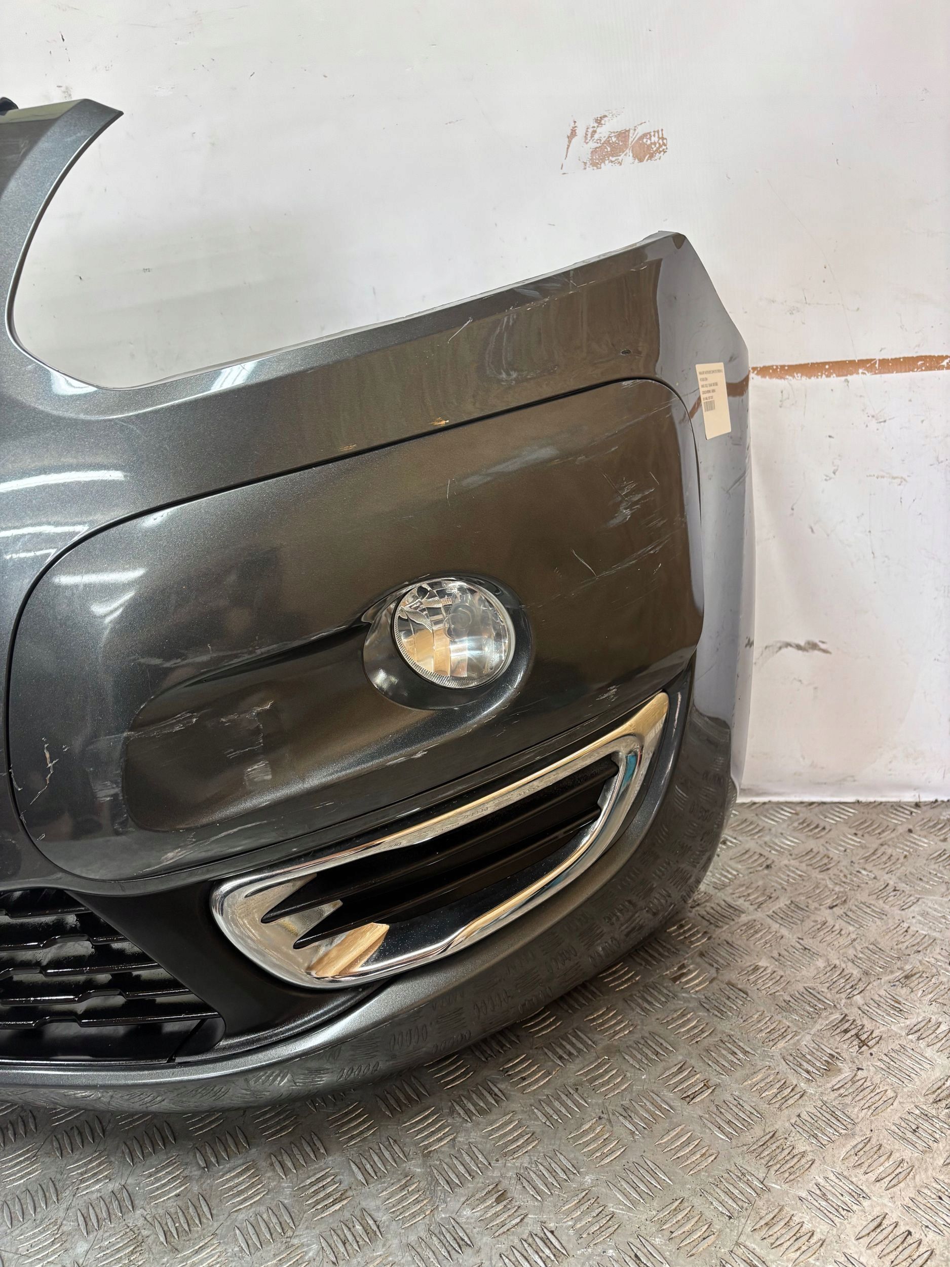 Zderzak przód Przedni Citroen C3 Picasso