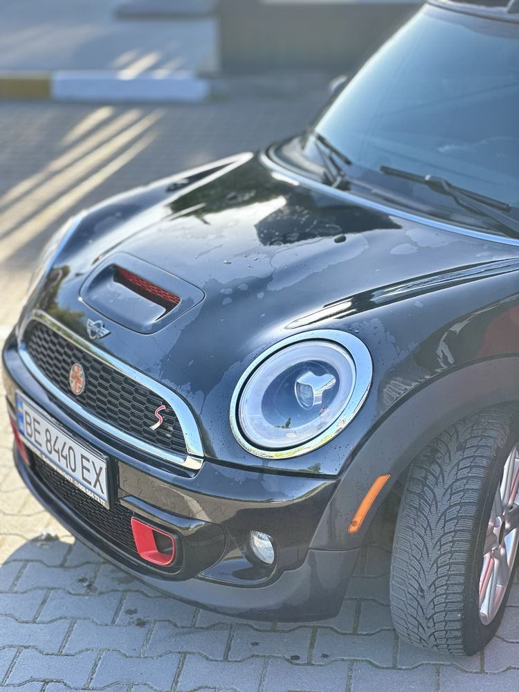 Продам Mini Cooper