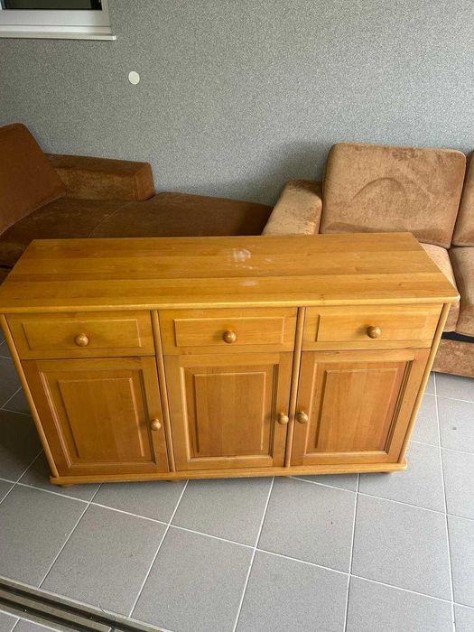 Meble do salonu drewniane