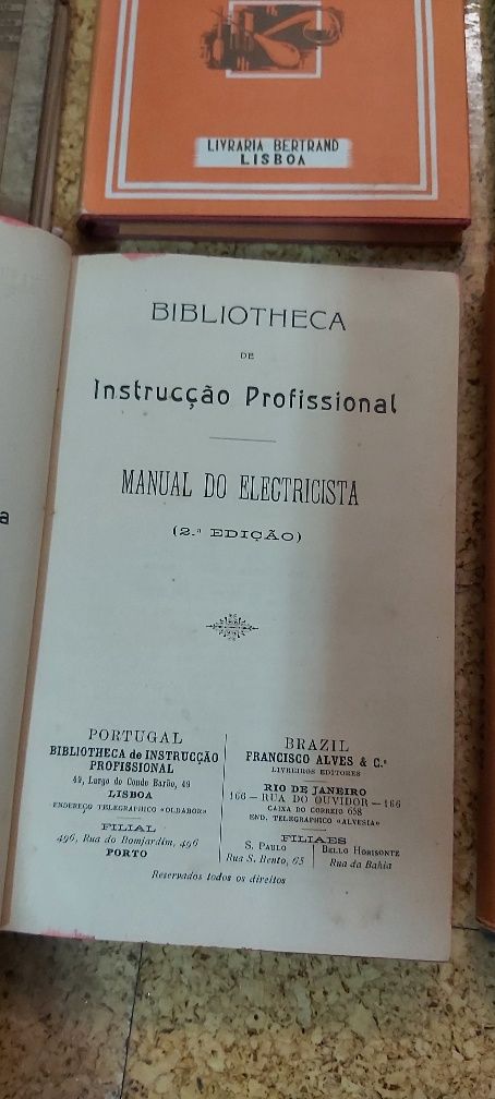 Manual antigos, vidro,Fogueiro,eletricista,licorista