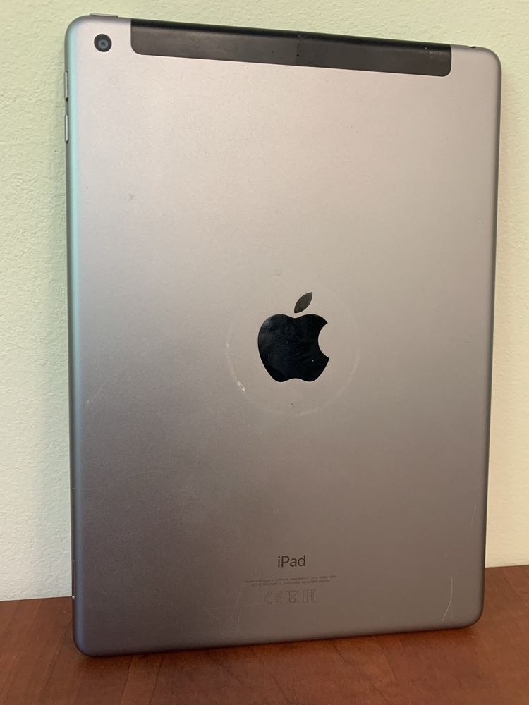 Ipad 6 cellular, dodatkowo etui