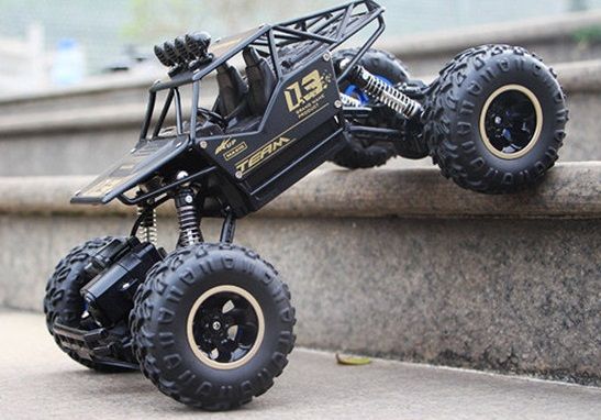 Carro telecomandado grande 1:16 todo terreno TT 4X4 NOVO