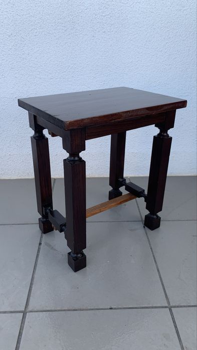 Banqueta antiga para restauro