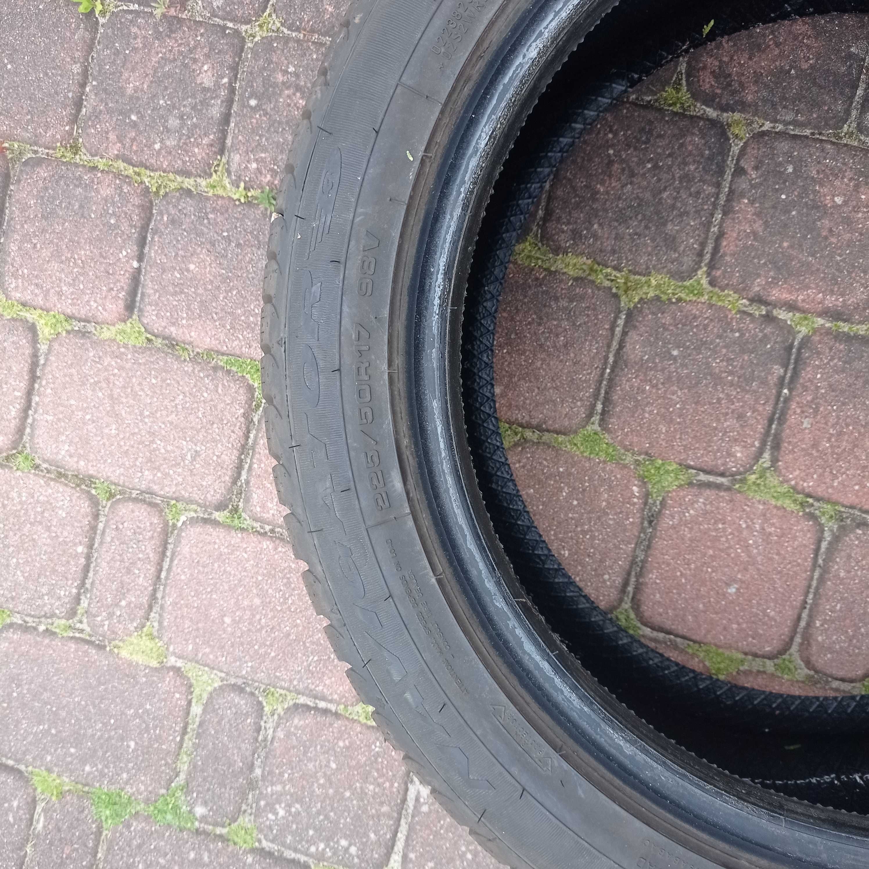 Nowe opony całoroczne Dębica Navigator