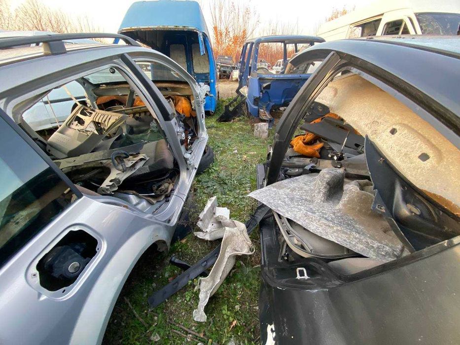 Renault Megane 2 / Scenic / Grand Scenic на розбір, запчастини