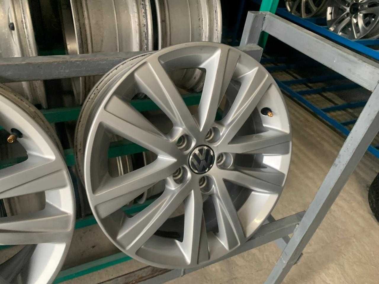 Оригінальні диски Фольцваген 5/100 R15 6J ET40.
