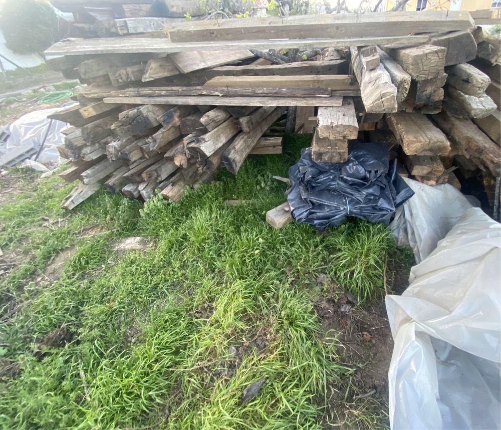 Bigas/Barrotes de castanho com 300 anos