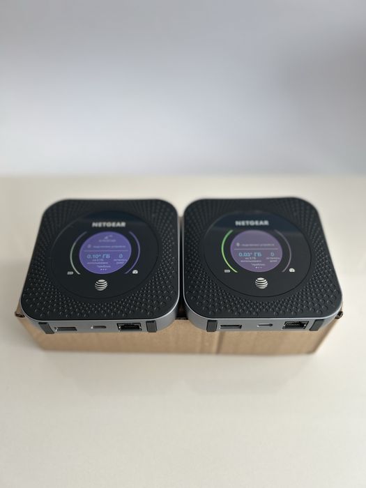 Netgear Nighthawk M1 MR1100 мобільний 4G LTE роутер з глобал прошивка