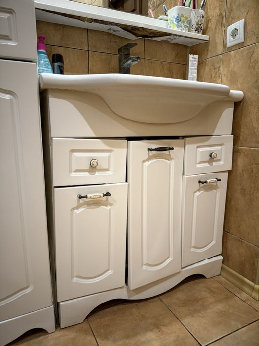 Меблі в ванну все разом