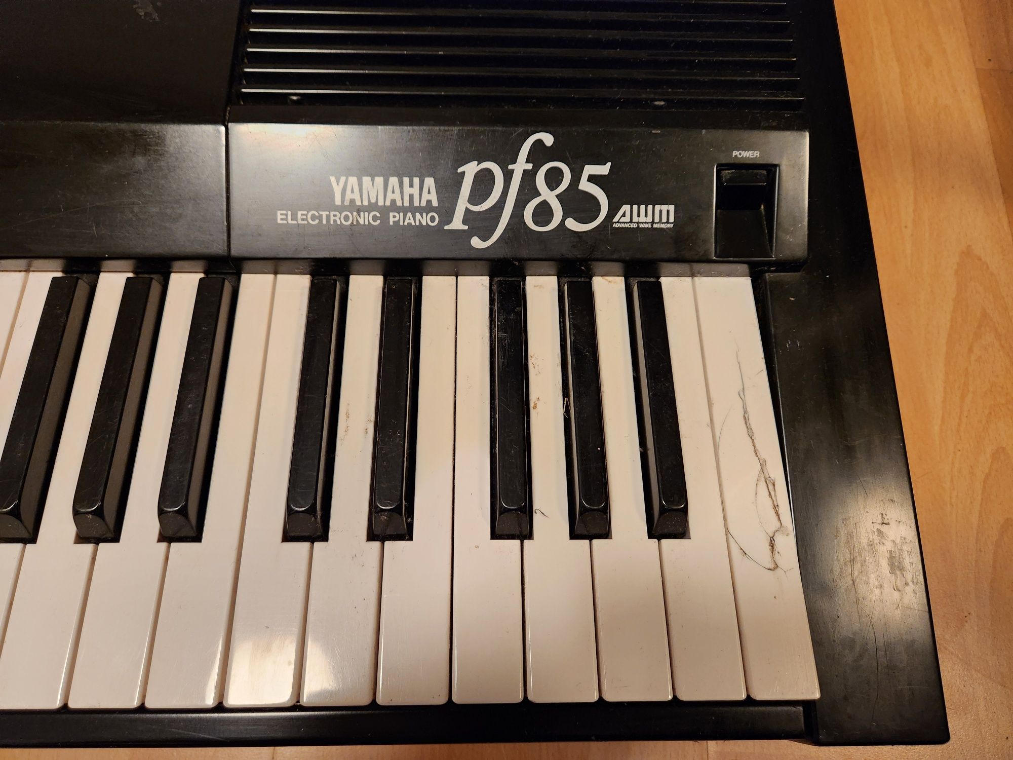 Yamaha PF85 electronic piano