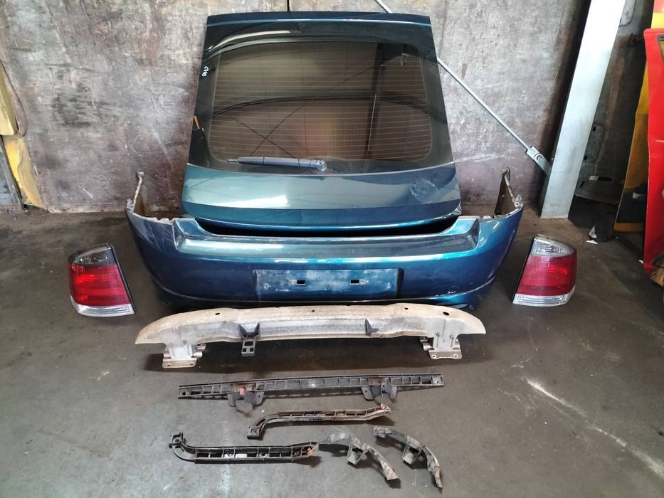 KOMPLETNY TYŁ KLAPA BAGAŻNIKA ZDERZAK TYŁ LAMPY VECTRA C HB 5D Z21U