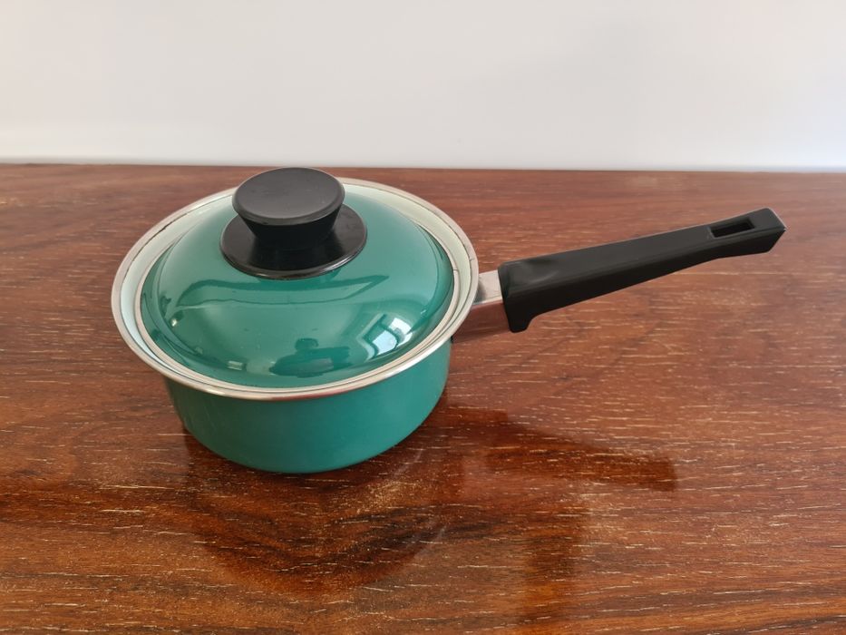 Caçarola em esmalte nacional Minchin