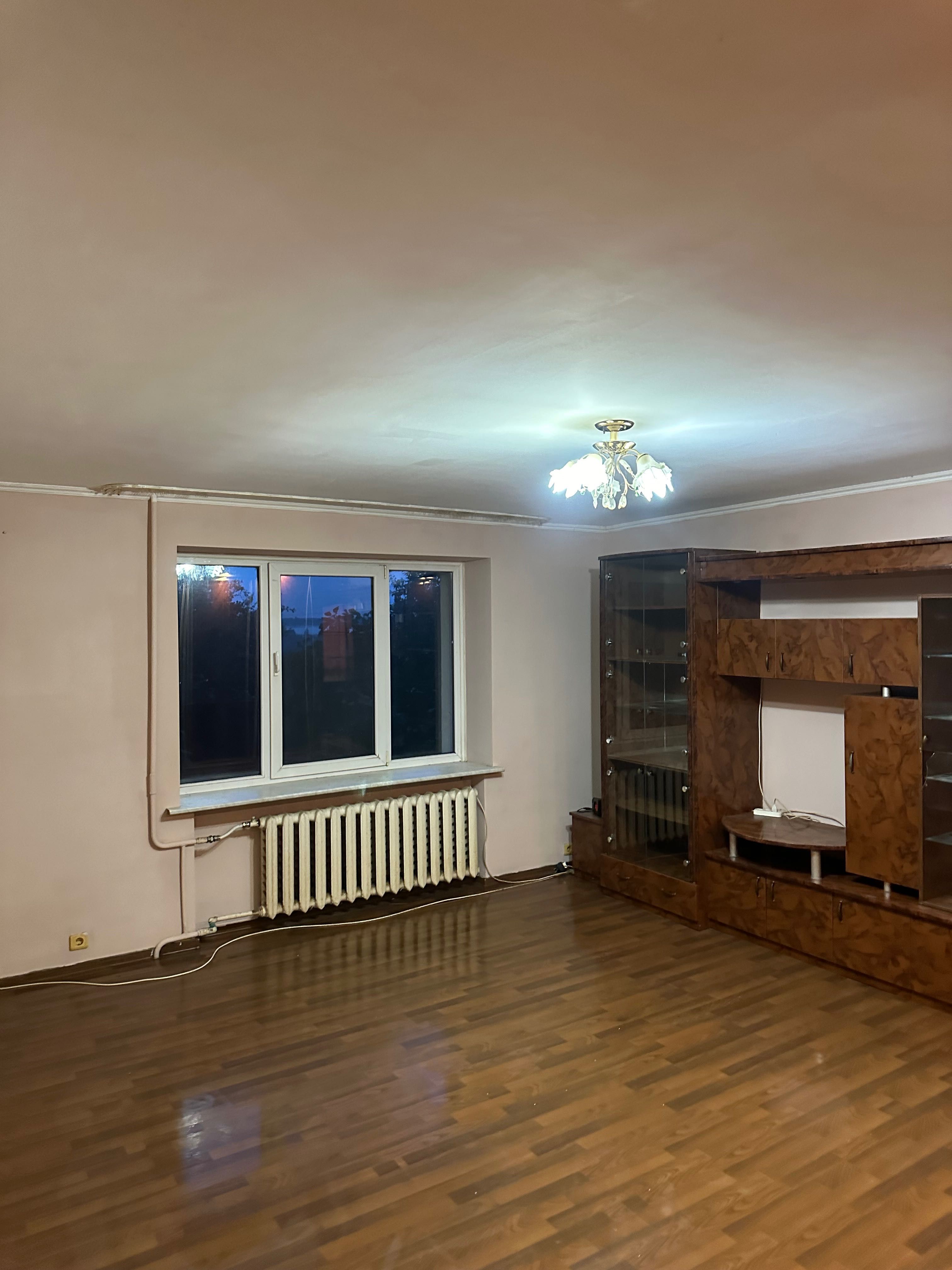 Продаж 3 кімнатної квартири в м.Дубляни по вул.Шевченка від власника