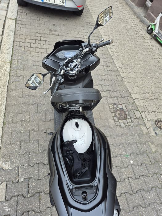 Skuter Honda PCX 125 rok 2023