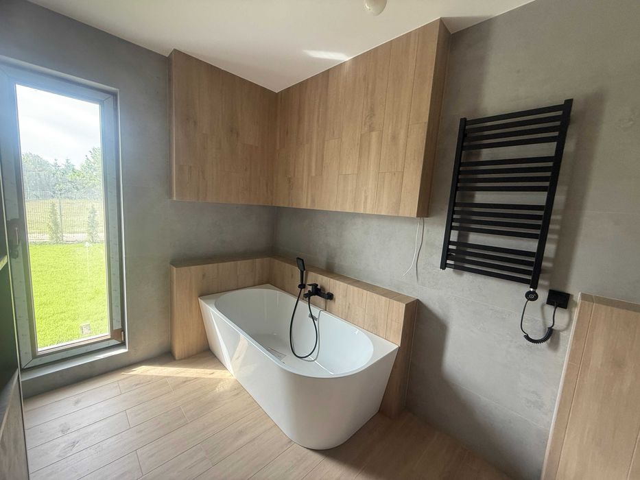 Remonty i wykończenia wnętrz.