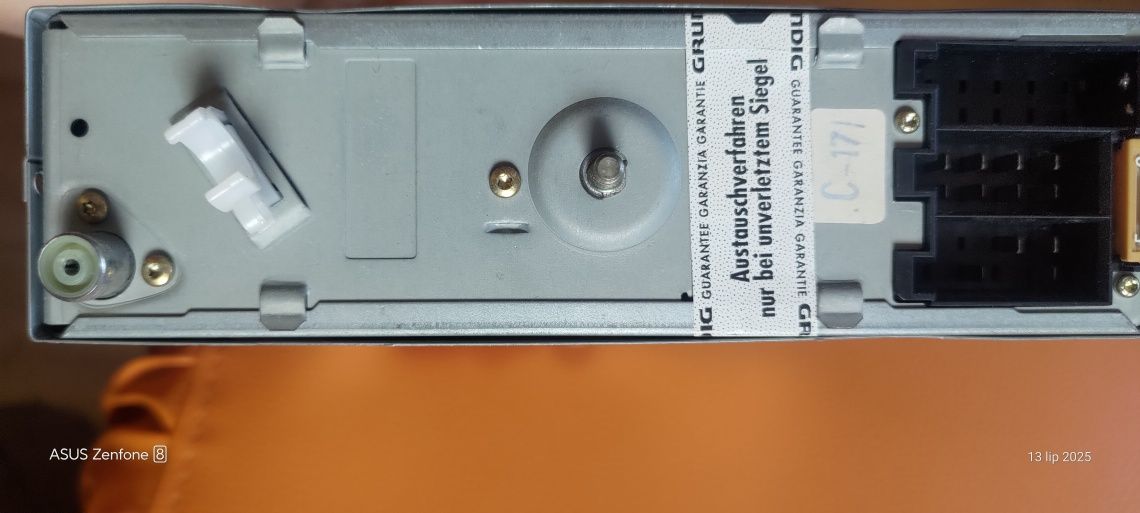 Grundig radio samochodowe