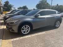 Продам своє відмінне авто - Infiniti Q30 .