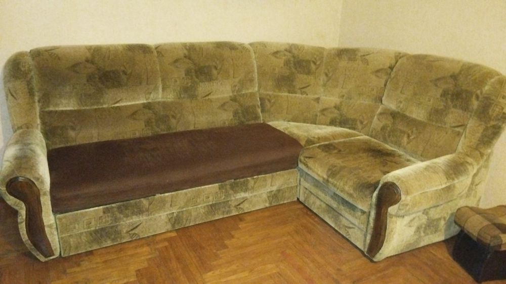 М'ягкий  куток ліжко.