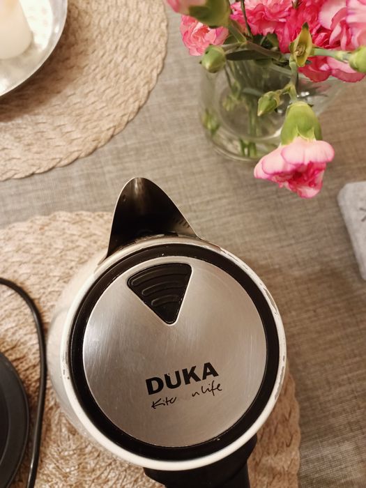 Czajnik elektryczny DUKA