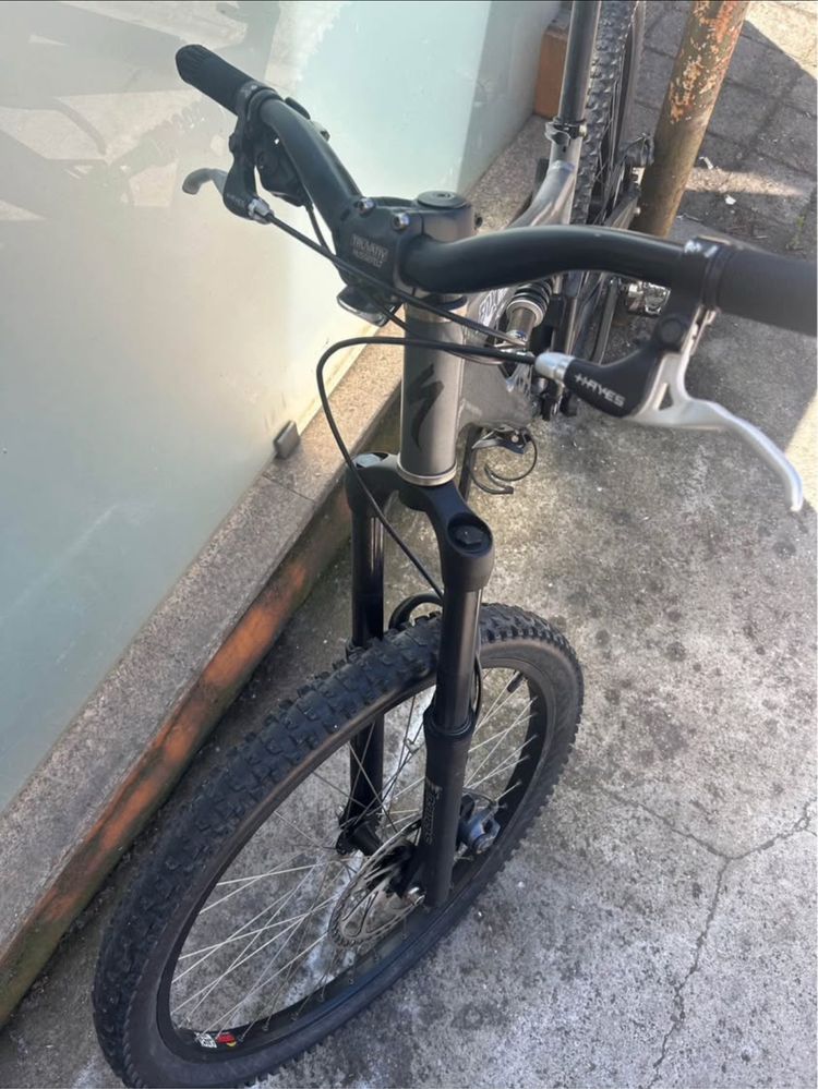 Bicicleta specialized roda 27,5