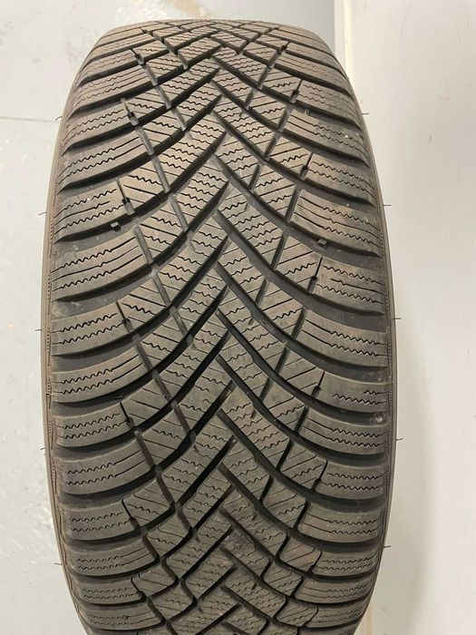 4 pneus como novos 215 / 55 R17 Hankook