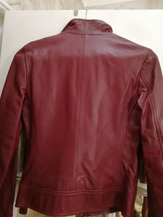 Várias peças de roupa