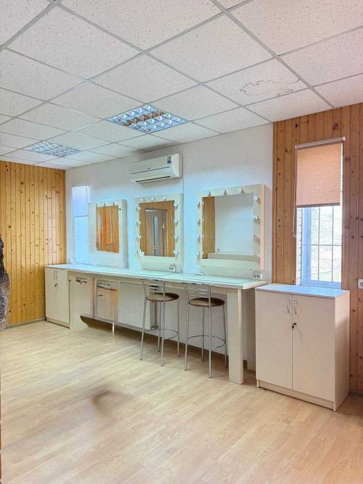 Продаж комерційного приміщення в центрі міста