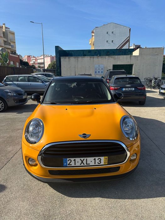 MINI 5 Portas One Aut.