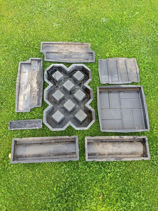 Formy do wyrobów  betonowych