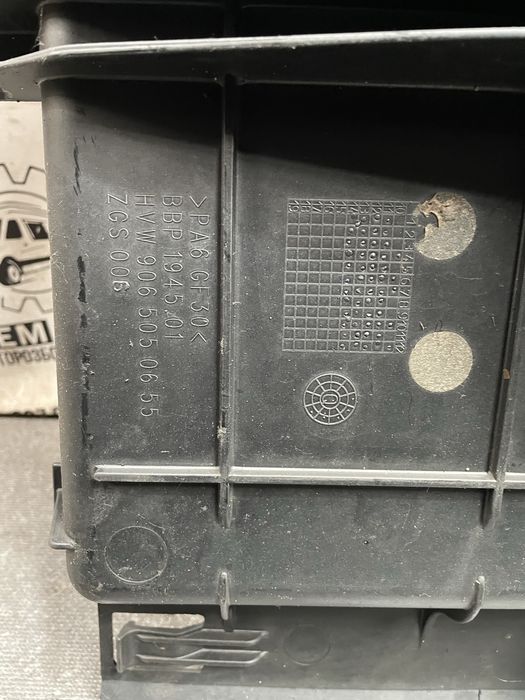 Дифузор кожух радіатора Volkswagen Crafter 2.0