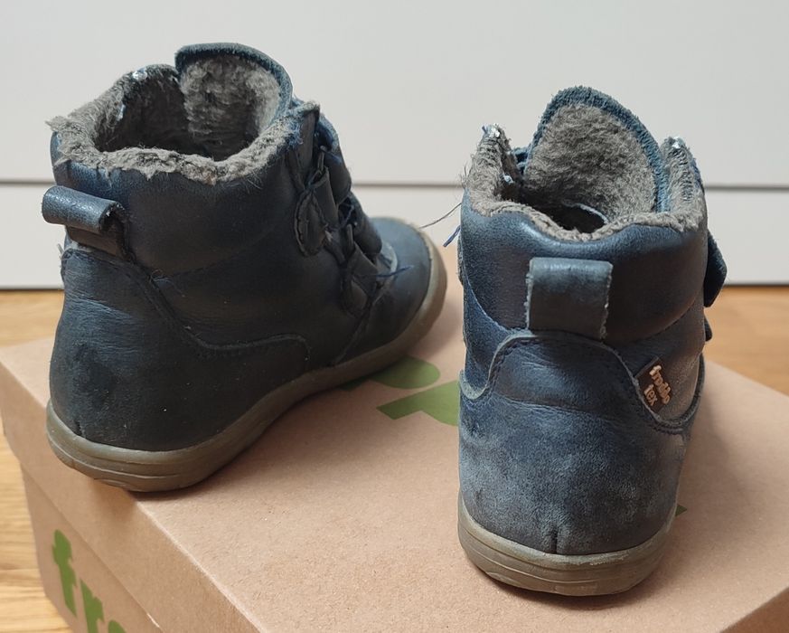 Buty dziecięce froddo r. 25 niebieskie granatowe zimowe