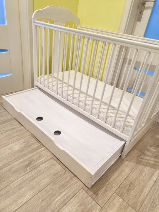 Łóżeczko dziecięce z szufladą 3 poziomy, wyjmowane szczebelki