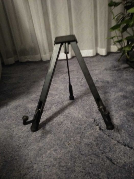 Mały statyw, stojak do gitary