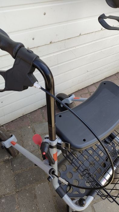 Chodzik, balkonik dla osoby niepełnosprawnej