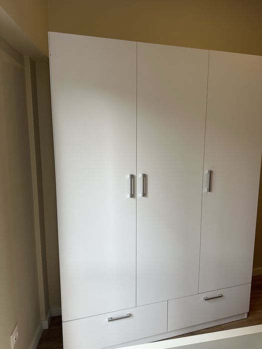 Roupeiro oslo conforama