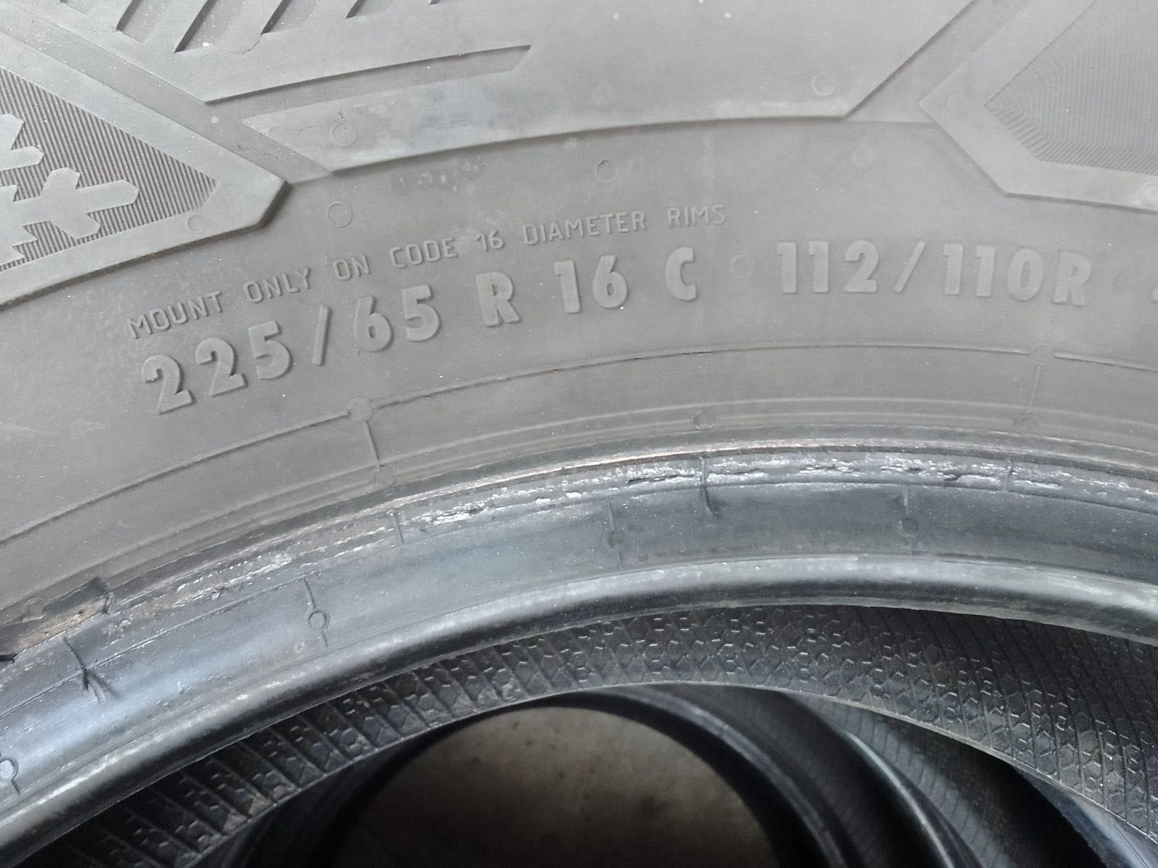 Cena za 4 Opony zimowe 225/65r16C BARUM 2022r 6.5-7.5mm